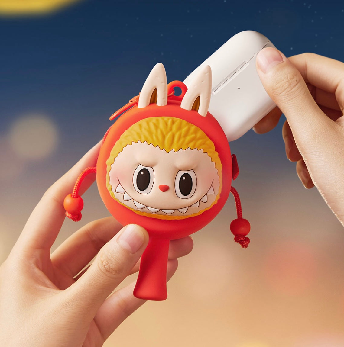 THE MONSTER Let’s Have Fun Together Series-Rattle-Drum Earphone Case