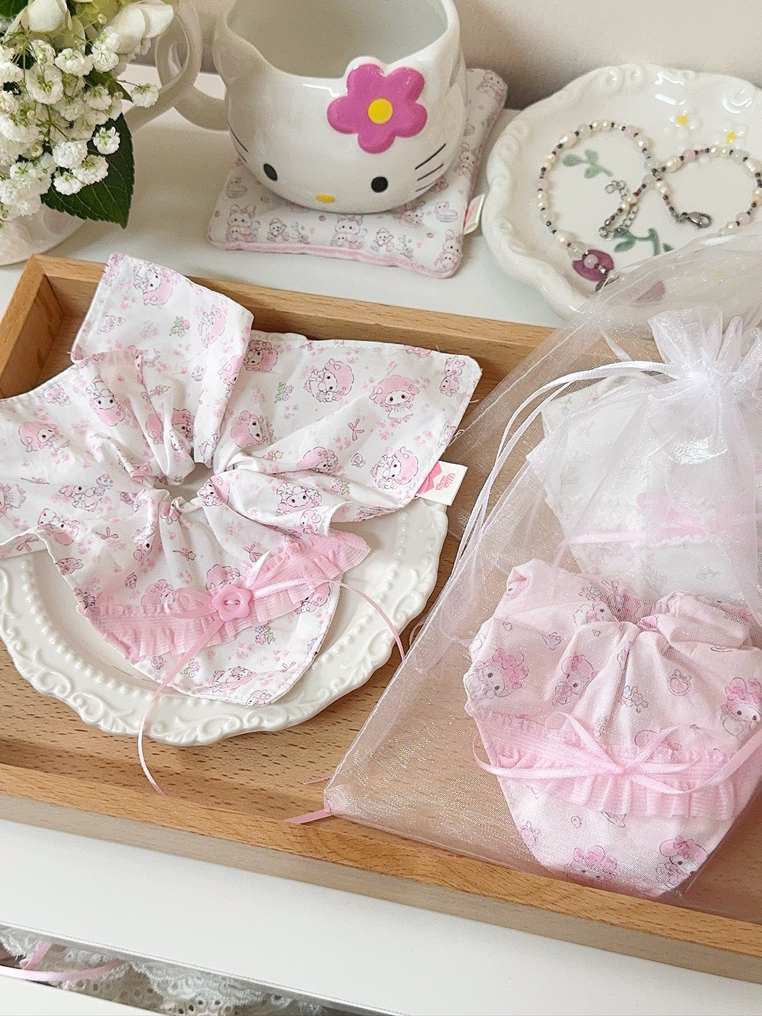 Image of Square Scrunchies