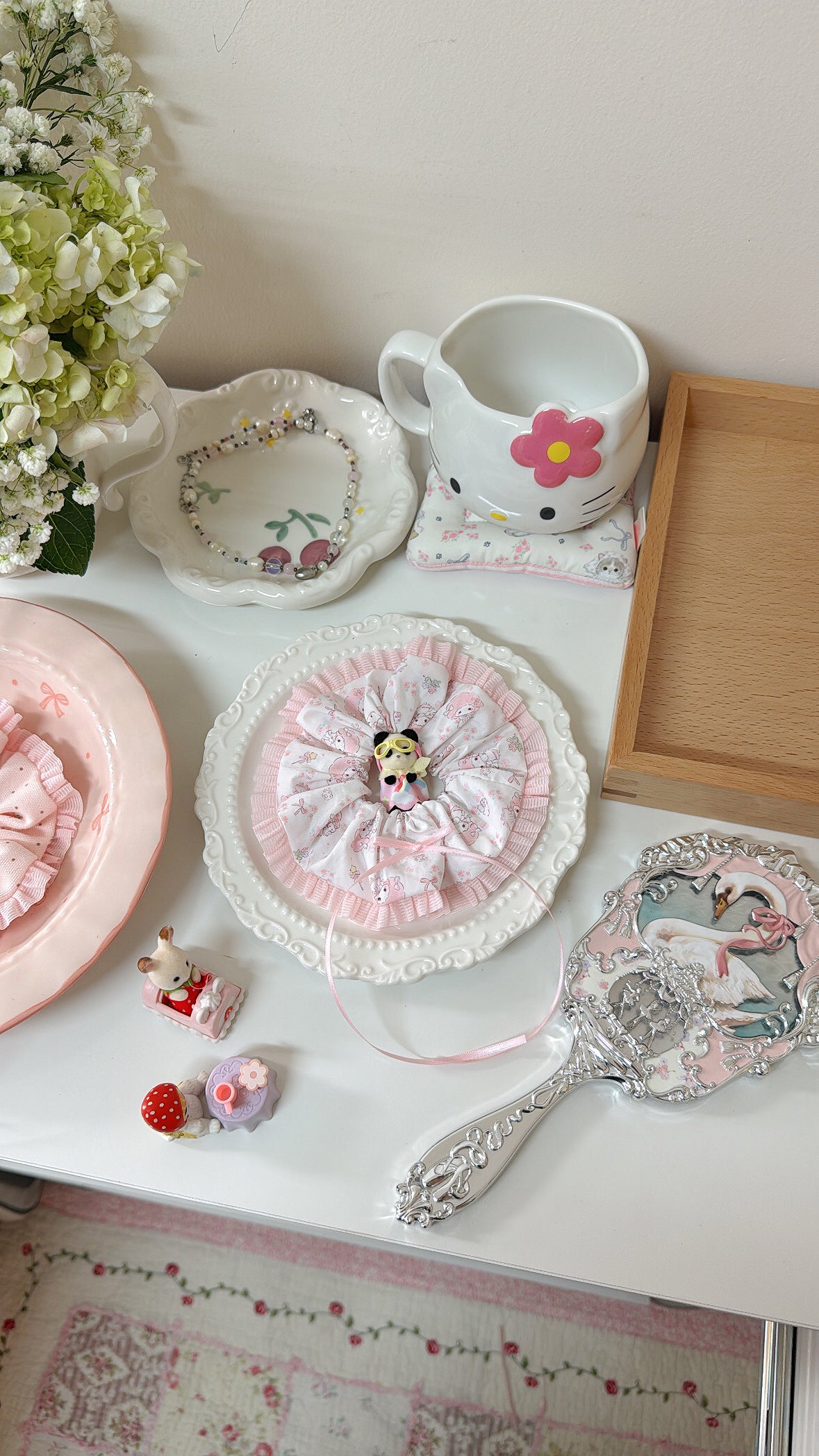 Image of Lace Scrunchies