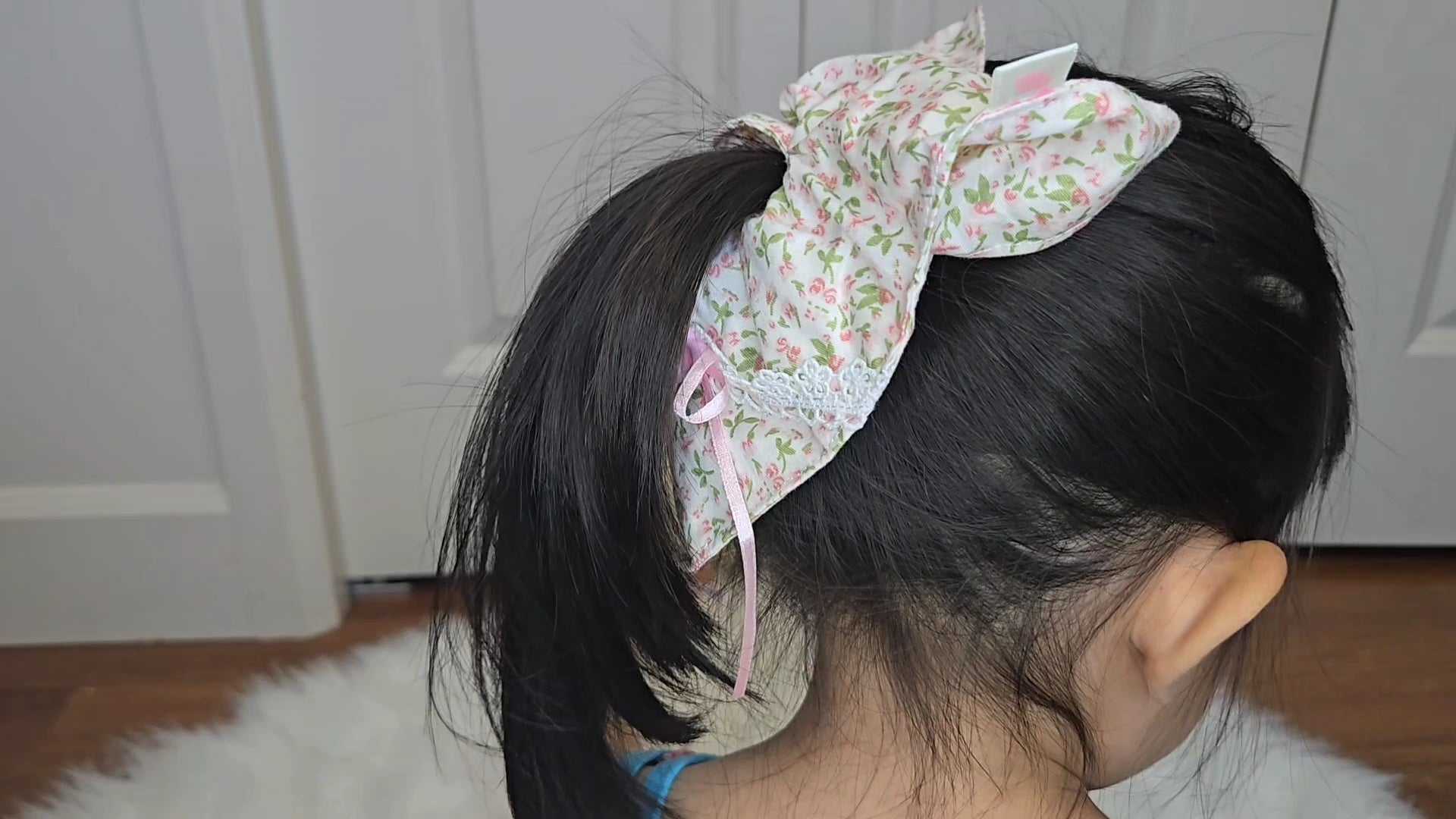 Image of Square Scrunchies
