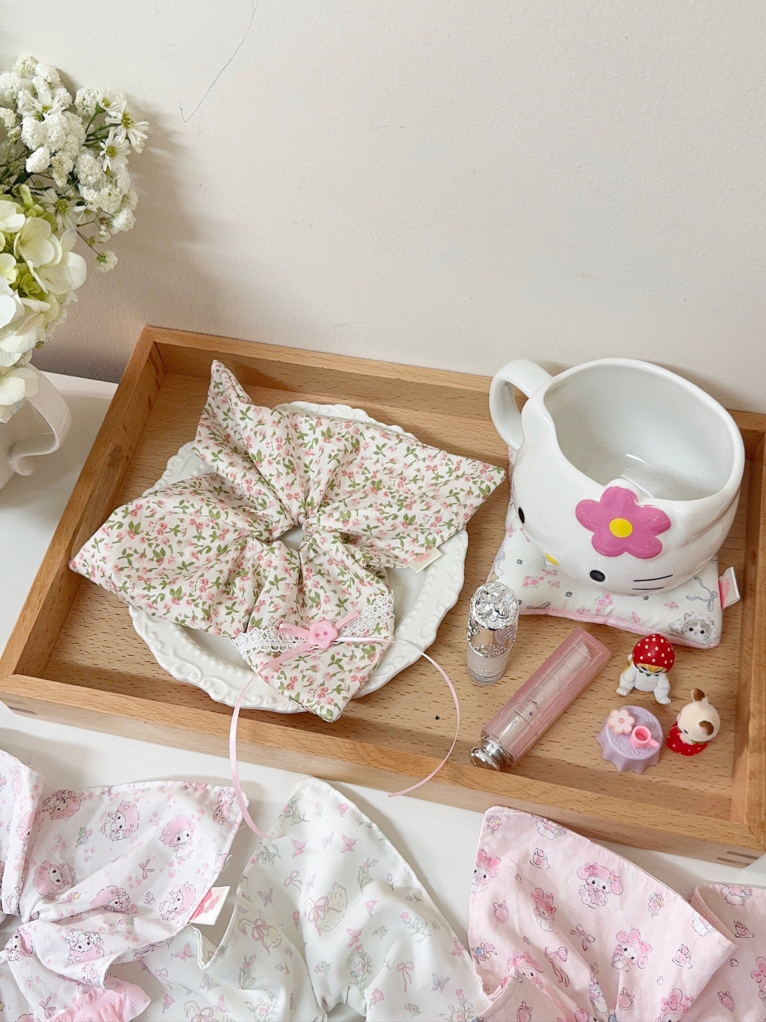 Image of Square Scrunchies